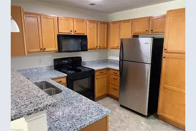 5236 Hilltop Road #211, Jamestown, NC 27282 - Photo 4