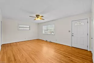 2922 Isaacs Pl, Greensboro, NC 27408 - Photo 8