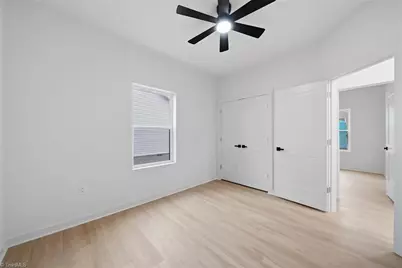 403 W Willis Avenue, High Point, NC 27260 - Photo 24