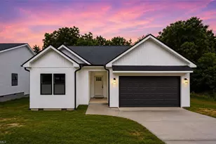 405 W Willis Ave, High Point, NC 27260 - Photo 2