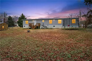 4243 Dawnwood Dr, Trinity, NC 27370 - Photo 2