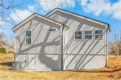 1217 Lakeview Heights Drive, High Point, NC 27265 - Photo 24