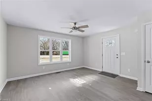 1217 Lakeview Heights Dr, High Point, NC 27265 - Photo 6