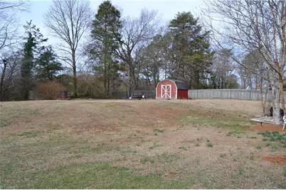 1930 Fairview Boulevard, Winston-Salem, NC 27127 - Photo 8