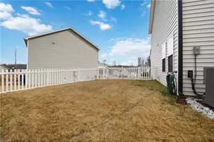 2417 Kings Cross Ct, Winston-Salem, NC 27127 - Photo 32