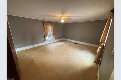 7323 Shadyside Drive, Summerfield, NC 27358 - Photo 8