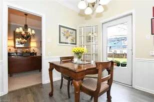 4 Fountain Manor Dr, Greensboro, NC 27405 - Photo 8