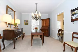 4 Fountain Manor Dr, Greensboro, NC 27405 - Photo 14