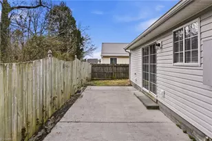 2438 Stratford Lake Rd, Winston-Salem, NC 27103 - Photo 28