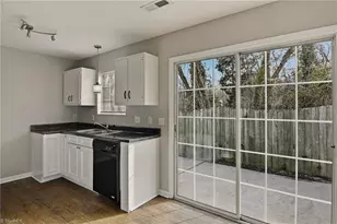 2438 Stratford Lake Rd, Winston-Salem, NC 27103 - Photo 10