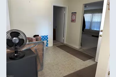 500 Pontiac Drive, Thomasville, NC 27360 - Photo 14