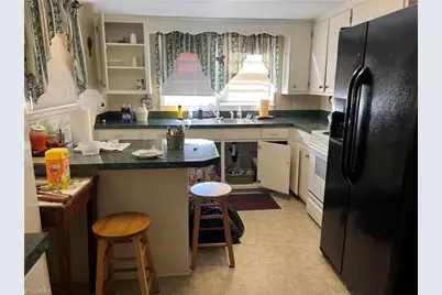 500 Pontiac Drive, Thomasville, NC 27360 - Photo 2