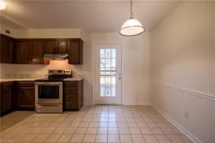 155 Turnwood Ln, Winston-Salem, NC 27104 - Photo 8