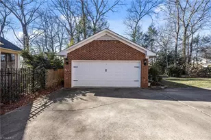 2815 St Regis Rd, Greensboro, NC 27408 - Photo 38
