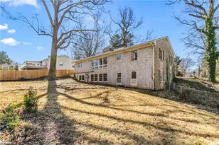 1208 Cleburne St, Greensboro, NC 27408 - Photo 36