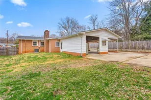 1208 Guest St, Greensboro, NC 27405 - Photo 4