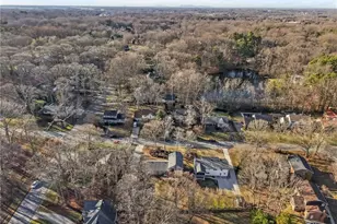 1202 Pebble Dr, Greensboro, NC 27410 - Photo 42