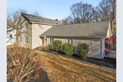 1202 Pebble Drive, Greensboro, NC 27410 - Photo 36