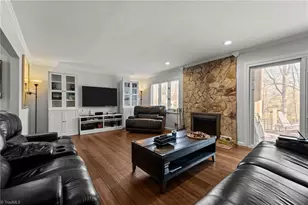 1202 Pebble Dr, Greensboro, NC 27410 - Photo 2