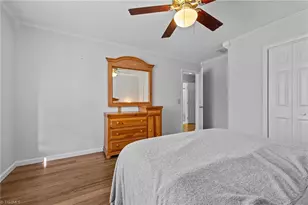 1202 Pebble Dr, Greensboro, NC 27410 - Photo 20