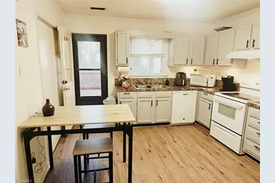 656 Rock Garden Circle, Winston-Salem, NC 27104 - Photo 4