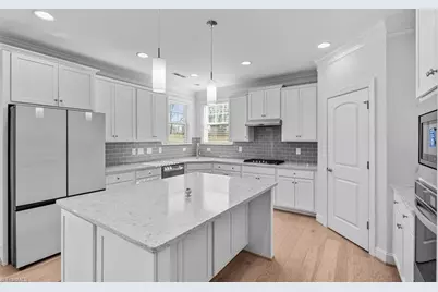 330 Macallan Drive, Burlington, NC 27215 - Photo 8