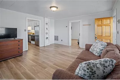 9589 Nc 268, Elkin, NC 28621 - Photo 18