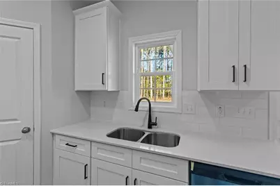 12440 Gameland Drive, Laurinburg, NC 28352 - Photo 6