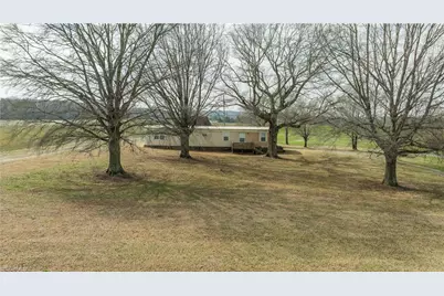 5750 New Hope Road, Denton, NC 27239 - Photo 2