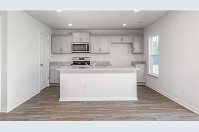 3006 Middle Creek Lane, Greensboro, NC 27405 - Photo 10