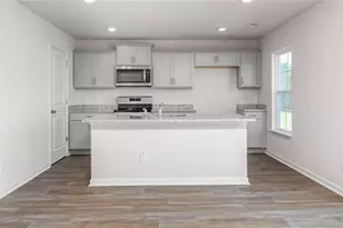 3006 Middle Creek Ln, Greensboro, NC 27405 - Photo 10