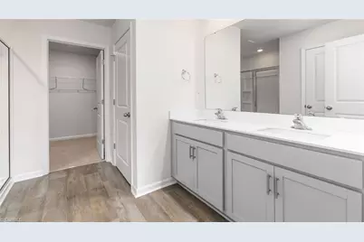 3006 Middle Creek Lane, Greensboro, NC 27405 - Photo 16