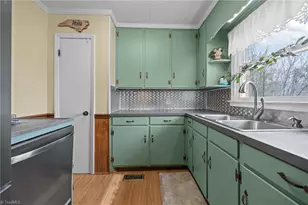 289 Vfw Rd, Reidsville, NC 27320 - Photo 22