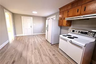 802 E Warren Ave, Eden, NC 27288 - Photo 4