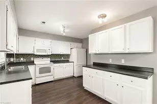 6018 Dawn Ridge Trail, Greensboro, NC 27410 - Photo 12