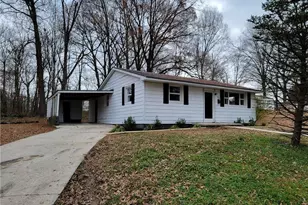 214 Cedar St, Eden, NC 27288 - Photo 2