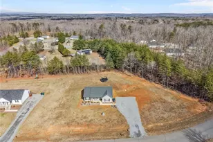 237 Kenlon Ct, Madison, NC 27025 - Photo 28