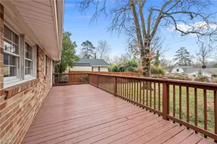 2209 Villa Dr, Greensboro, NC 27403 - Photo 26