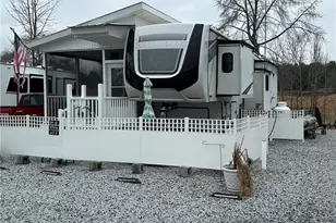 142 Putt-Putt Ln, New London, NC 28127 - Photo 2