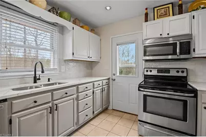 1717 Carolina Street, High Point, NC 27265 - Photo 6