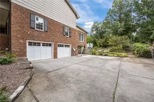 1122 Kensington Dr, High Point, NC 27262 - Photo 40