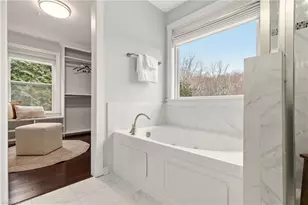 5820 Griffin Village Ct, Greensboro, NC 27455 - Photo 34