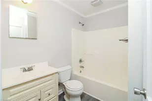 5413 Shattalon Dr, Winston-Salem, NC 27106 - Photo 10