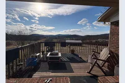 927 Shingle Gap Road, Purlear, NC 28665 - Photo 4