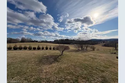 927 Shingle Gap Road, Purlear, NC 28665 - Photo 10