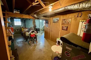 927 Shingle Gap Rd, Purlear, NC 28665 - Photo 32