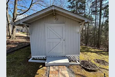 129 Club House Drive, New London, NC 28127 - Photo 28