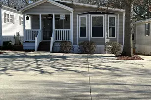 129 Clubhouse Dr, New London, NC 28127 - Photo 32