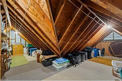 7 Charleston Square, Greensboro, NC 27408 - Photo 44