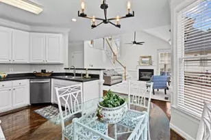 503 Willowview Dr, Greensboro, NC 27455 - Photo 8